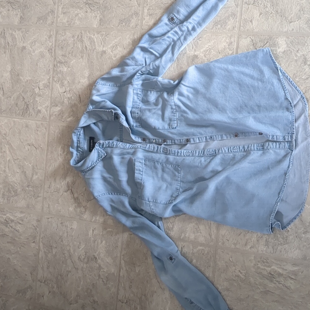 Denim style button-up shirt / M